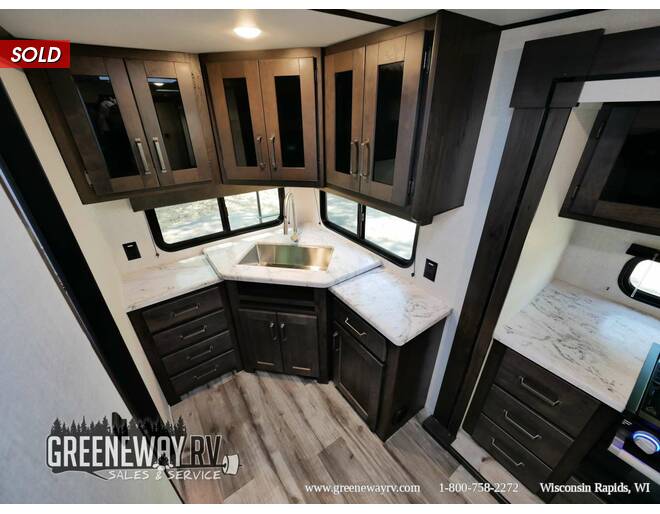 2022 Grand Design Transcend Xplor 240ML Travel Trailer at Greeneway RV Sales & Service STOCK# 10572 Photo 12