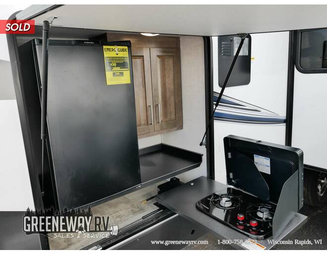 2022 Flagstaff Classic 832BWS Travel Trailer at Greeneway RV Sales & Service STOCK# 10605 Photo 5