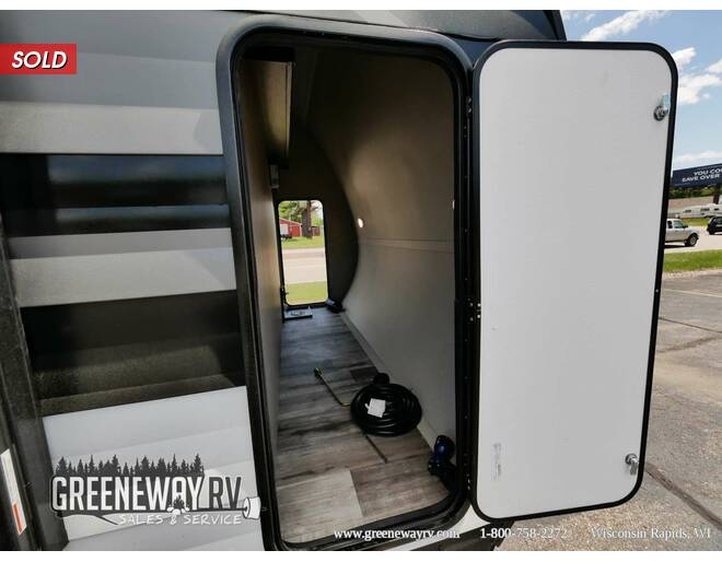 2022 Grand Design Transcend Xplor 255FK Travel Trailer at Greeneway RV Sales & Service STOCK# 10618 Photo 5