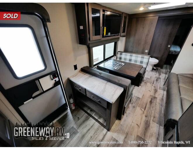 2022 Grand Design Transcend Xplor 255FK Travel Trailer at Greeneway RV Sales & Service STOCK# 10618 Photo 10