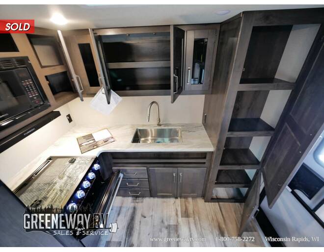 2022 Grand Design Transcend Xplor 255FK Travel Trailer at Greeneway RV Sales & Service STOCK# 10618 Photo 11