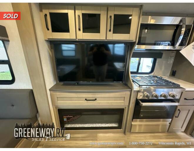 2024 Grand Design Reflection 324MBS Fifth Wheel at Greeneway RV Sales & Service STOCK# 11031 Photo 11