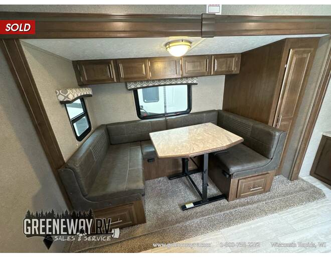 2020 Flagstaff Micro Lite 25BDS Travel Trailer at Greeneway RV Sales & Service STOCK# 11004U Photo 11