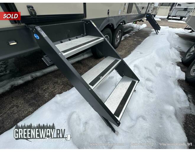 2022 Flagstaff Super Lite 29BHS Travel Trailer at Greeneway RV Sales & Service STOCK# 11037U Photo 6