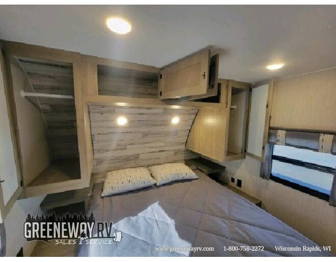 2023 Palomino Puma 25RKQB Travel Trailer at Greeneway RV Sales & Service STOCK# 11090 Photo 12