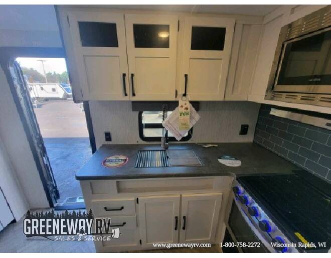 2023 Palomino Puma 25RKQB Travel Trailer at Greeneway RV Sales & Service STOCK# 11090 Photo 26