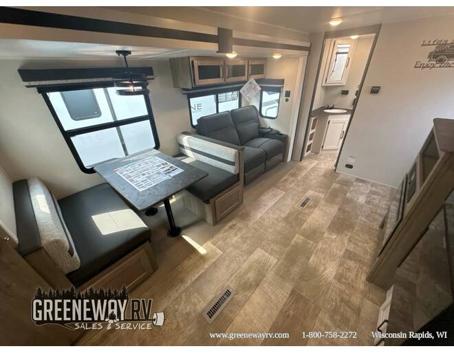 2024 Palomino Puma 28BHFQ Travel Trailer at Greeneway RV Sales & Service STOCK# 11100 Photo 13