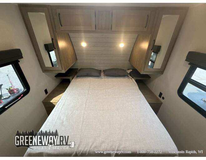 2024 Palomino Puma 28BHFQ Travel Trailer at Greeneway RV Sales & Service STOCK# 11100 Photo 26