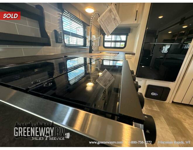 2024 Palomino Puma 30RKQS Travel Trailer at Greeneway RV Sales & Service STOCK# 11106 Photo 12