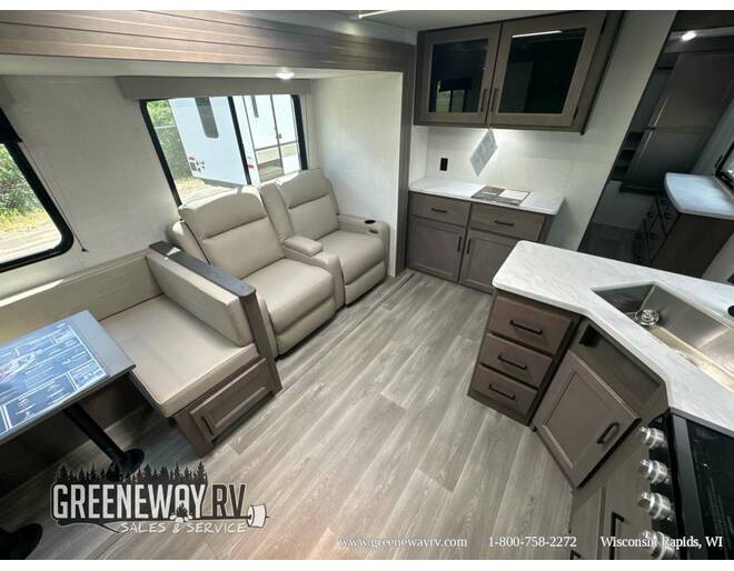 2024 Grand Design Transcend Xplor 331BH Travel Trailer at Greeneway RV Sales & Service STOCK# 11124 Photo 11