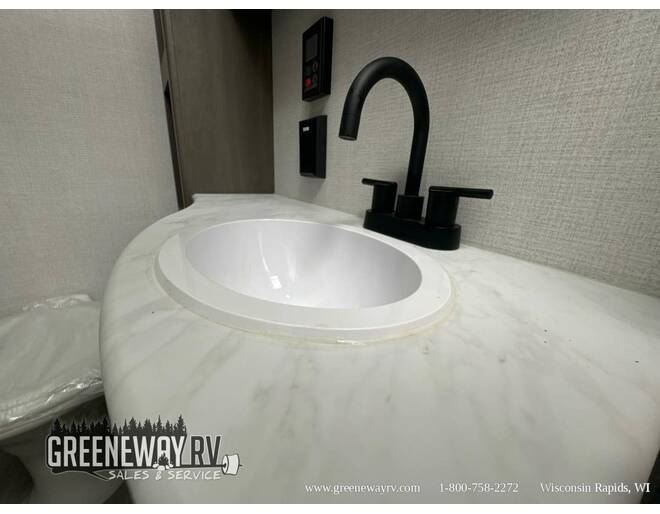 2024 Grand Design Transcend Xplor 331BH Travel Trailer at Greeneway RV Sales & Service STOCK# 11124 Photo 19