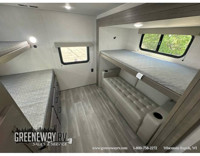 2024 Grand Design Transcend Xplor 331BH Travel Trailer at Greeneway RV Sales & Service STOCK# 11124 Photo 21