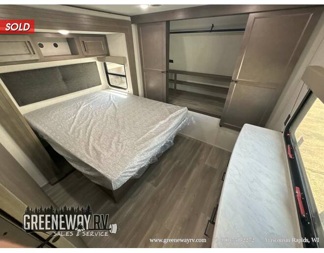 2024 Grand Design Transcend Xplor 331BH Travel Trailer at Greeneway RV Sales & Service STOCK# 11124 Photo 27