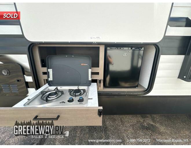 2024 Grand Design Transcend Xplor 331BH Travel Trailer at Greeneway RV Sales & Service STOCK# 11124 Photo 6