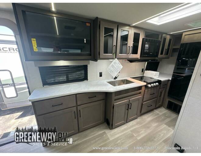 2024 Grand Design Transcend Xplor 200MK Travel Trailer at Greeneway RV Sales & Service STOCK# 11126 Photo 12