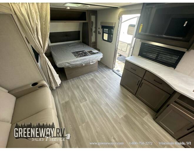 2024 Grand Design Transcend Xplor 200MK Travel Trailer at Greeneway RV Sales & Service STOCK# 11126 Photo 9