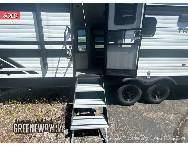 2024 Grand Design Transcend Xplor 265BH Travel Trailer at Greeneway RV Sales & Service STOCK# 11129 Photo 9