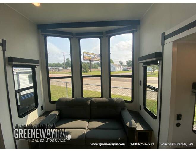 2024 Palomino Puma Destination Loft 402LFT Travel Trailer at Greeneway RV Sales & Service STOCK# 11155 Photo 11