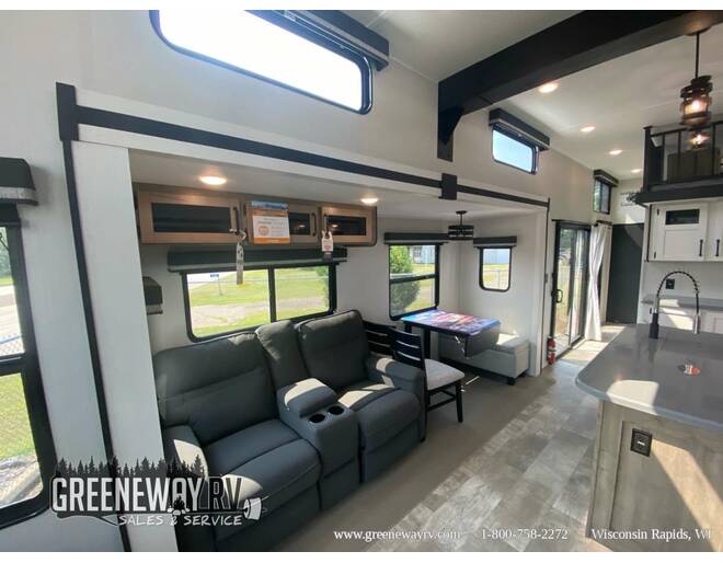 2024 Palomino Puma Destination Loft 402LFT Travel Trailer at Greeneway RV Sales & Service STOCK# 11155 Photo 12