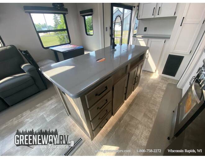 2024 Palomino Puma Destination Loft 402LFT Travel Trailer at Greeneway RV Sales & Service STOCK# 11155 Photo 16