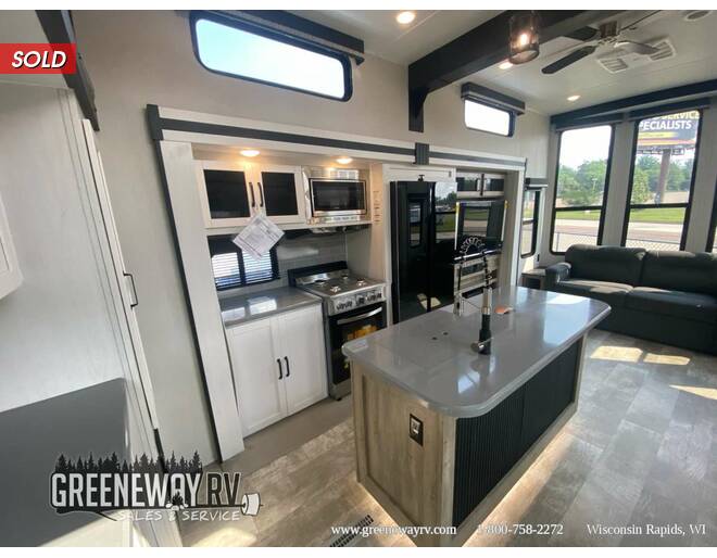 2024 Palomino Puma Destination Loft 402LFT Travel Trailer at Greeneway RV Sales & Service STOCK# 11155 Photo 10