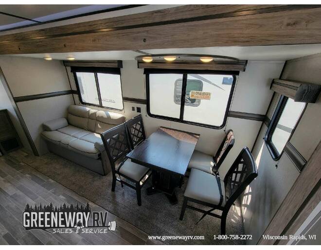 2021 Crossroads RV Zinger 299RE Travel Trailer at Greeneway RV Sales & Service STOCK# 10473AA Photo 9