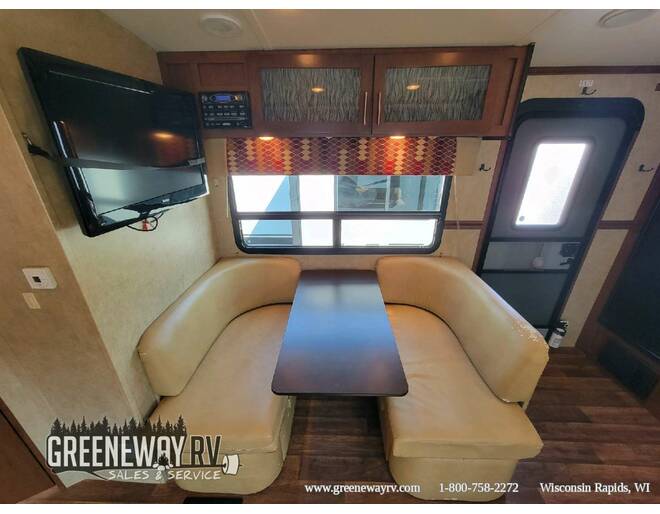 2012 Dutchmen Komfort 2410RK Travel Trailer at Greeneway RV Sales & Service STOCK# 11072B Photo 9