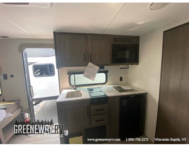 2025 Grand Design Transcend One 151BH Travel Trailer at Greeneway RV Sales & Service STOCK# 11192 Photo 8