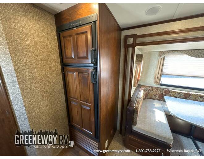 2013 Keystone Laredo Super Lite 240MK Travel Trailer at Greeneway RV Sales & Service STOCK# 11059A Photo 10