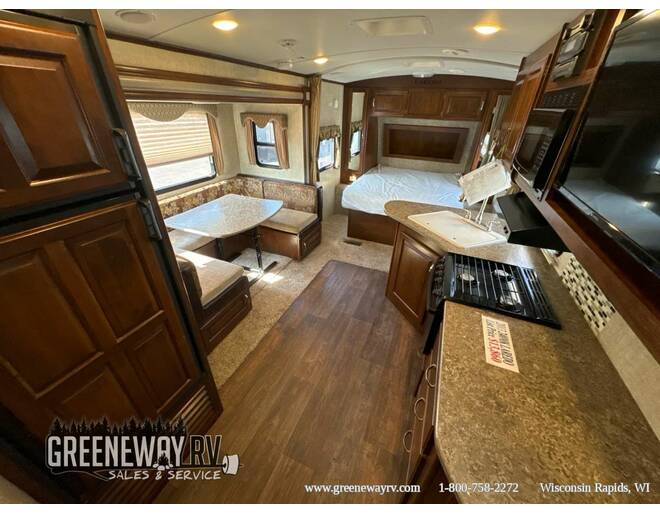 2013 Keystone Laredo Super Lite 240MK Travel Trailer at Greeneway RV Sales & Service STOCK# 11059A Photo 5