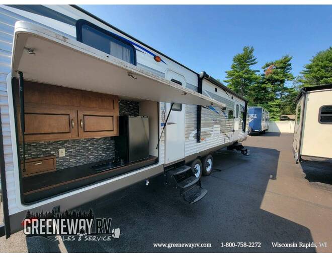 2017 Salem 32BHDS Travel Trailer at Greeneway RV Sales & Service STOCK# 11026A Photo 3