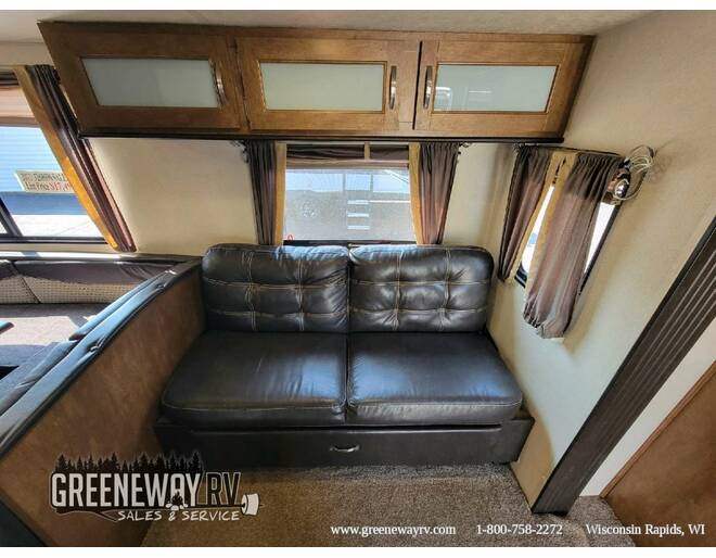 2017 Salem 32BHDS Travel Trailer at Greeneway RV Sales & Service STOCK# 11026A Photo 7