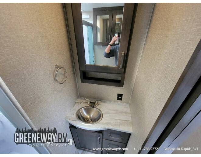 2020 Grand Design Reflection 297RSTS Travel Trailer at Greeneway RV Sales & Service STOCK# 11064A Photo 26