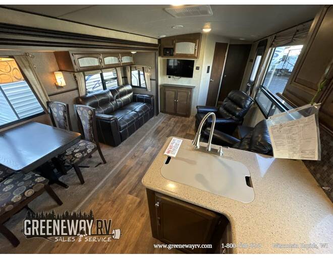 2016 Wildwood Heritage Glen 282RK Travel Trailer at Greeneway RV Sales & Service STOCK# 10708A Photo 13