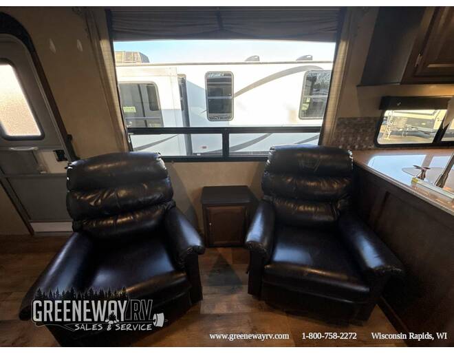 2016 Wildwood Heritage Glen 282RK Travel Trailer at Greeneway RV Sales & Service STOCK# 10708A Photo 18