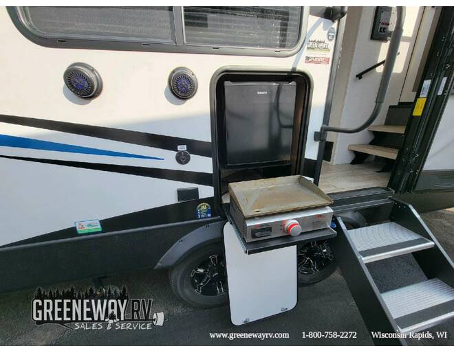 2023 Impression 240RE Fifth Wheel at Greeneway RV Sales & Service STOCK# 10624B Photo 4