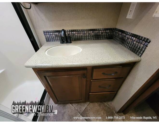 2014 Heartland Bighorn 3370RK Fifth Wheel at Greeneway RV Sales & Service STOCK# 11167A Photo 24