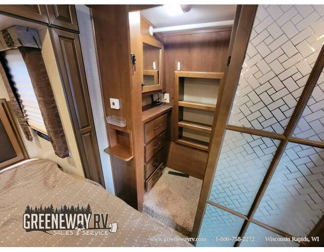 2014 Heartland Bighorn 3370RK Fifth Wheel at Greeneway RV Sales & Service STOCK# 11167A Photo 29