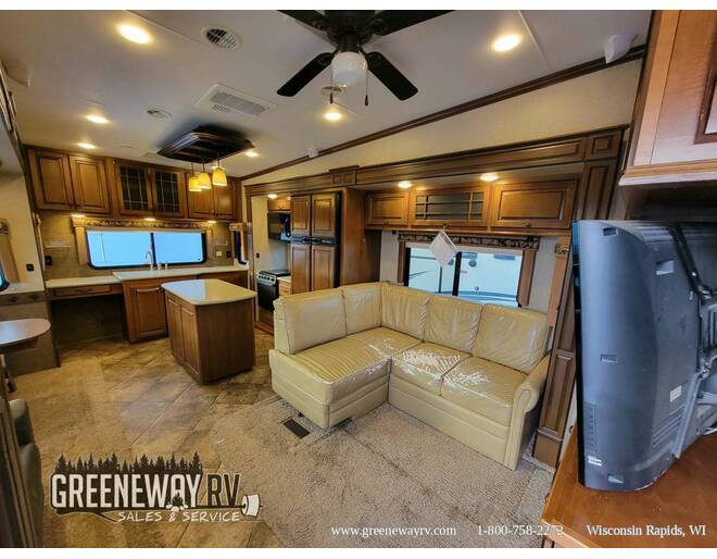 2014 Heartland Bighorn 3370RK Fifth Wheel at Greeneway RV Sales & Service STOCK# 11167A Photo 9