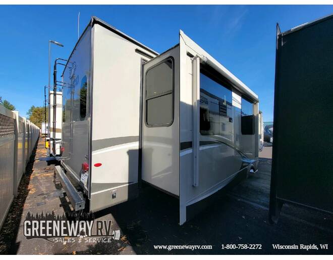 2017 Jayco Eagle 338RETS Travel Trailer at Greeneway RV Sales & Service STOCK# 11190A Photo 7