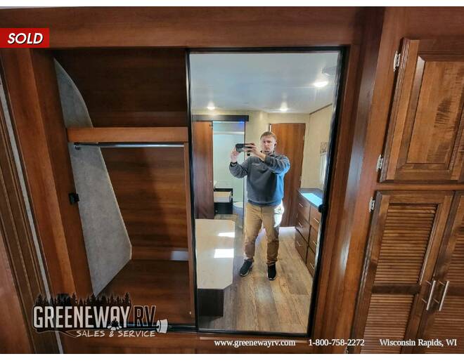 2017 Jayco Eagle 338RETS Travel Trailer at Greeneway RV Sales & Service STOCK# 11190A Photo 31