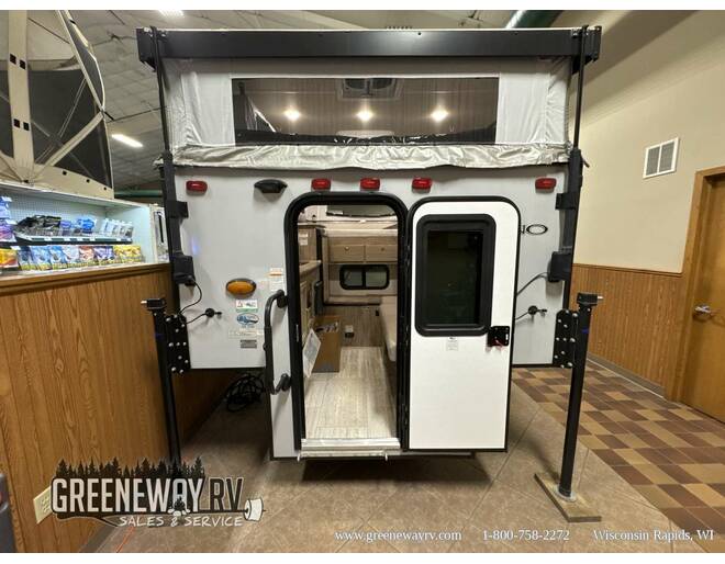 2021 Palomino Backpack Soft Side SS550 Truck Camper at Greeneway RV Sales & Service STOCK# 10706A Photo 5