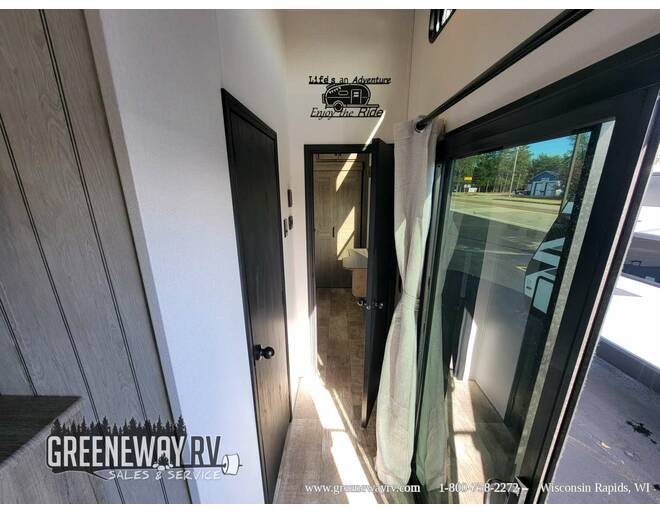 2025 Palomino Puma Destination Loft 429LFT Travel Trailer at Greeneway RV Sales & Service STOCK# 11235 Photo 34