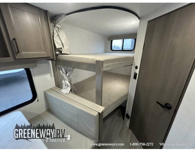 2025 Grand Design Transcend Xplor 26BHX Travel Trailer at Greeneway RV Sales & Service STOCK# 11239 Photo 11