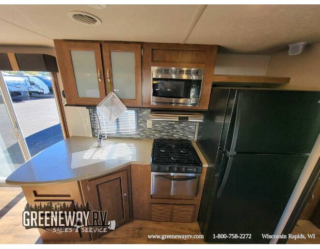 2018 Salem 36BHBS Travel Trailer at Greeneway RV Sales & Service STOCK# 11157B Photo 21