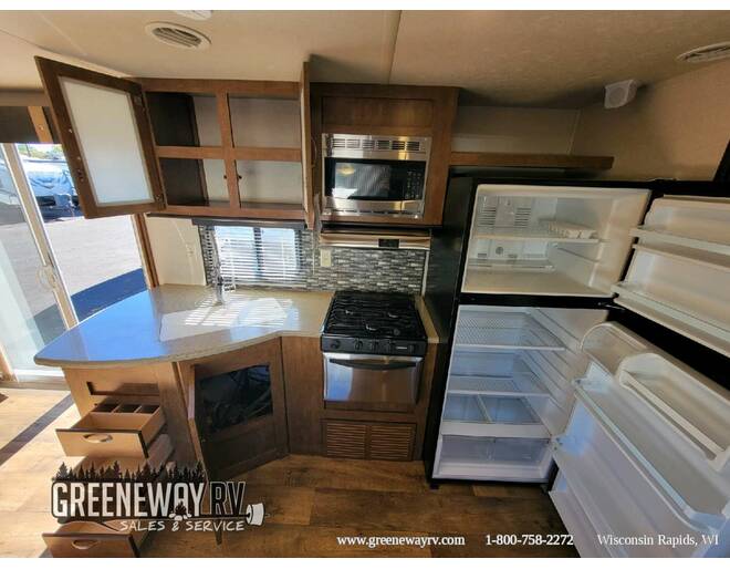 2018 Salem 36BHBS Travel Trailer at Greeneway RV Sales & Service STOCK# 11157B Photo 22