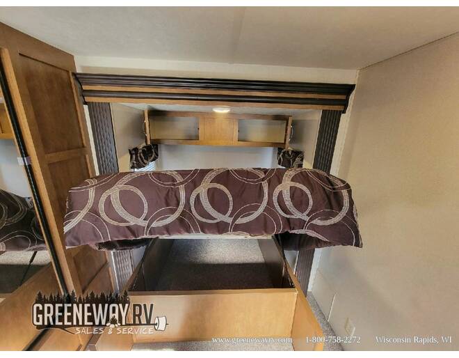 2018 Salem 36BHBS Travel Trailer at Greeneway RV Sales & Service STOCK# 11157B Photo 29