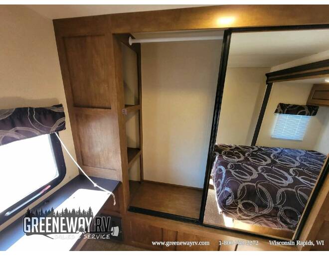 2018 Salem 36BHBS Travel Trailer at Greeneway RV Sales & Service STOCK# 11157B Photo 31