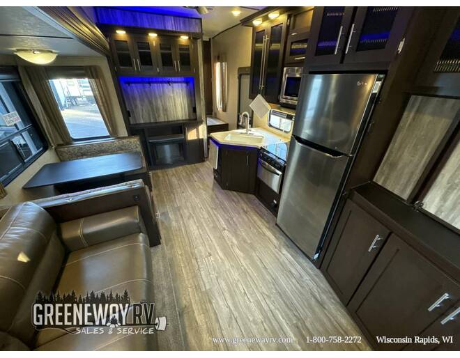 2017 Cherokee Arctic Wolf 255DRL4 Fifth Wheel at Greeneway RV Sales & Service STOCK# 11202A Photo 12