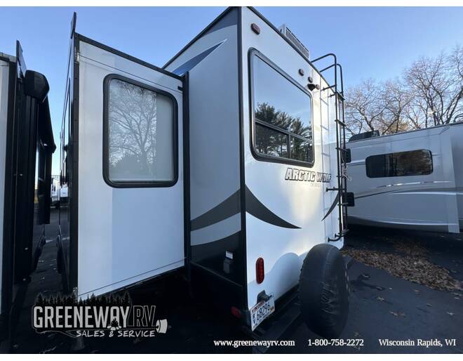 2017 Cherokee Arctic Wolf 255DRL4 Fifth Wheel at Greeneway RV Sales & Service STOCK# 11202A Photo 6